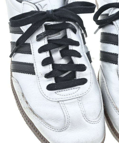 adidas รองเท้าผ้าใบ