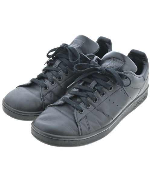 adidas รองเท้าผ้าใบ