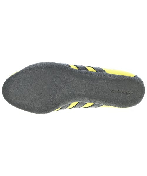 adidas รองเท้าผ้าใบ