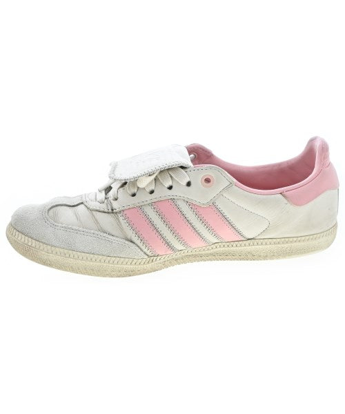 adidas รองเท้าผ้าใบ