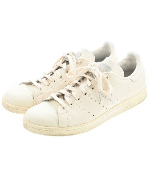 adidas รองเท้าผ้าใบ