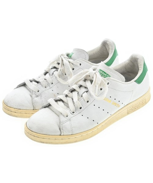 adidas รองเท้าผ้าใบ