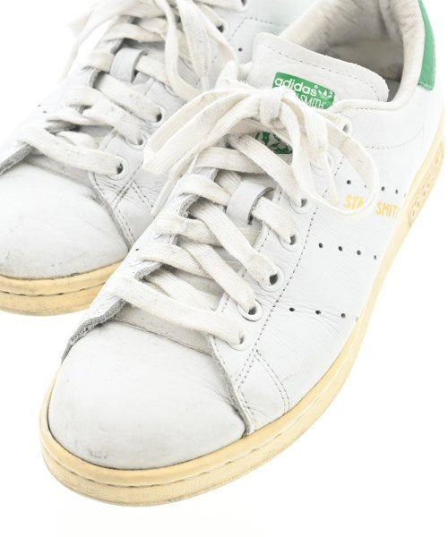 adidas รองเท้าผ้าใบ