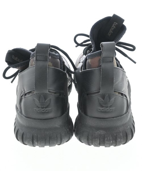 adidas รองเท้าผ้าใบ
