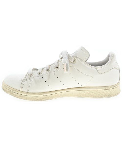 adidas รองเท้าผ้าใบ