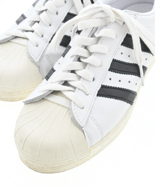 adidas รองเท้าผ้าใบ