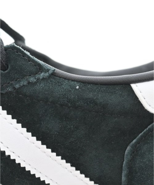 adidas รองเท้าผ้าใบ