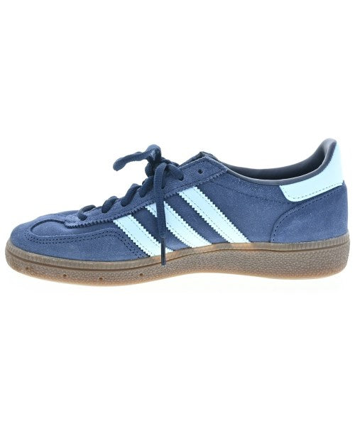 adidas รองเท้าผ้าใบ