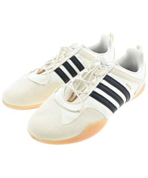 adidas รองเท้าผ้าใบ