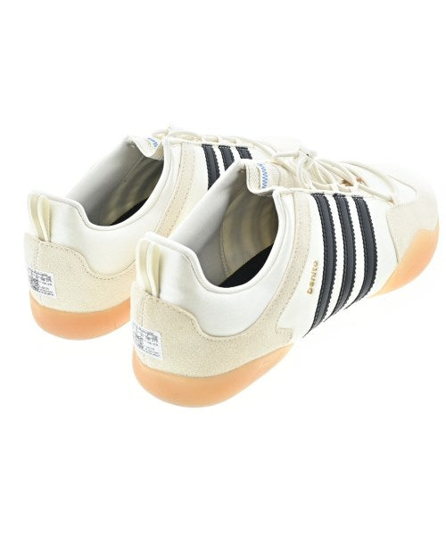 adidas รองเท้าผ้าใบ