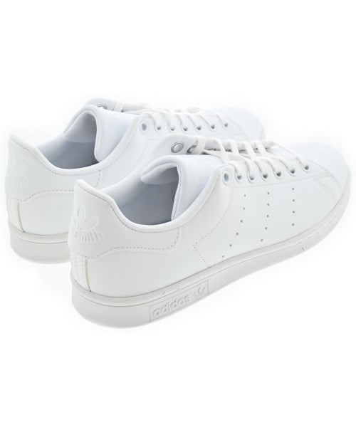 adidas รองเท้าผ้าใบ