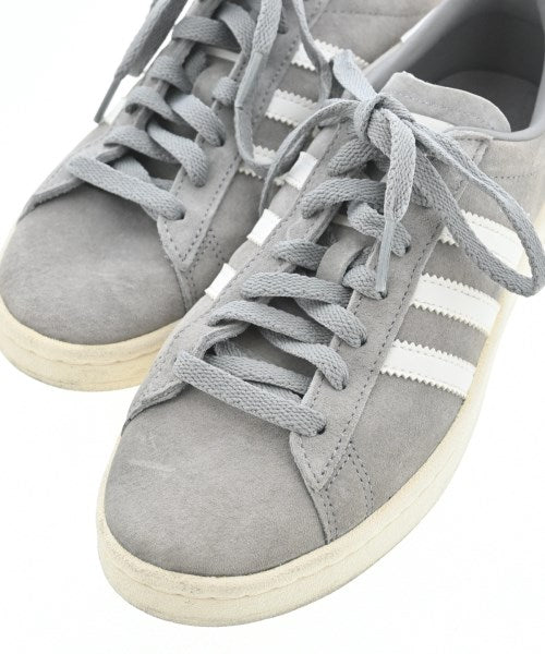 adidas รองเท้าผ้าใบ