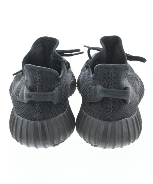 adidas รองเท้าผ้าใบ