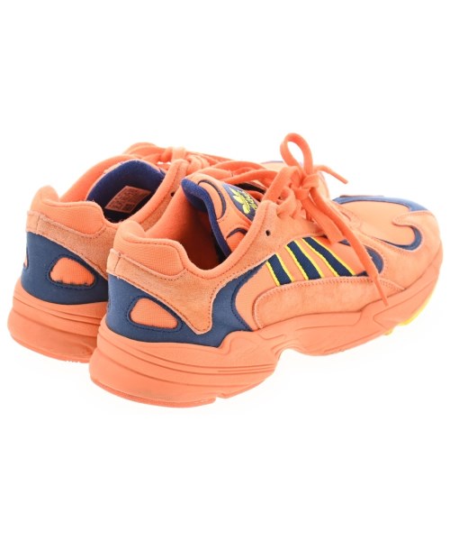 adidas รองเท้าผ้าใบ