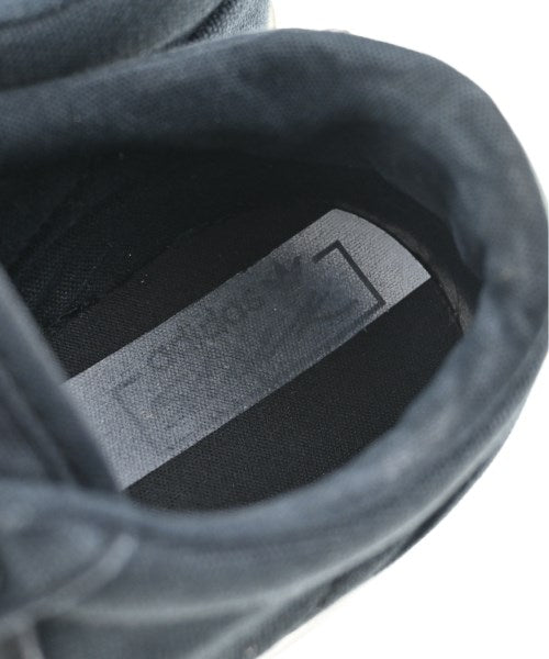 adidas รองเท้าผ้าใบ