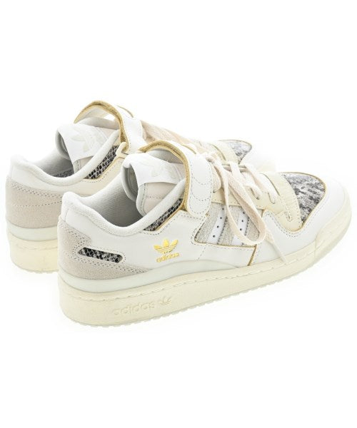 adidas รองเท้าผ้าใบ