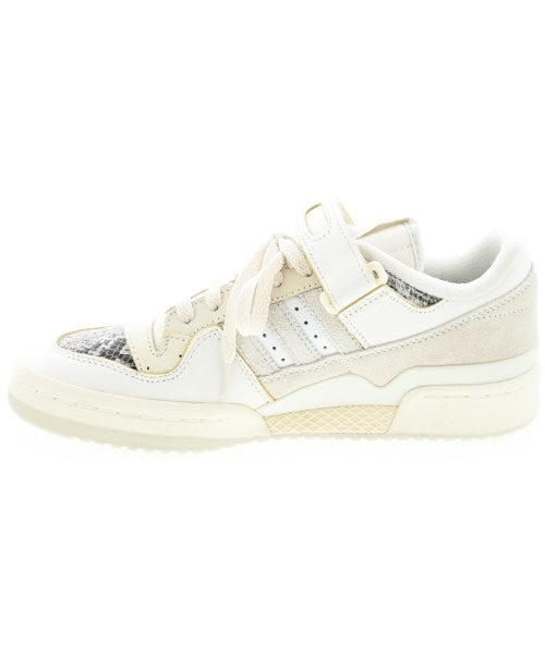 adidas รองเท้าผ้าใบ
