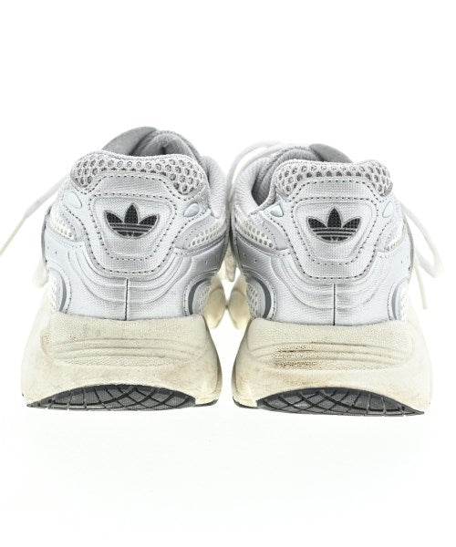 adidas รองเท้าผ้าใบ