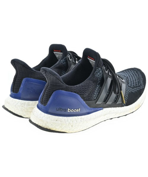 adidas รองเท้าผ้าใบ