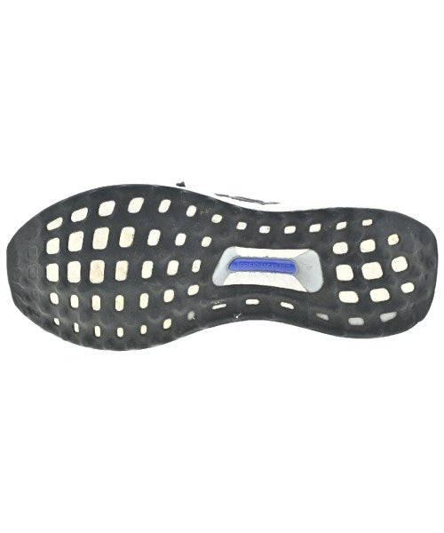 adidas รองเท้าผ้าใบ