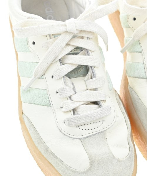 adidas รองเท้าผ้าใบ