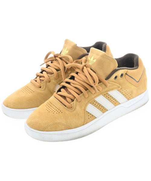 adidas รองเท้าผ้าใบ