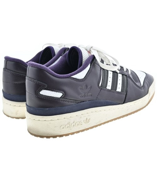 adidas รองเท้าผ้าใบ