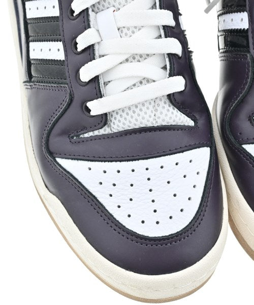 adidas รองเท้าผ้าใบ