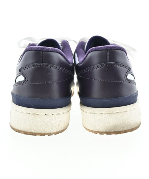 adidas รองเท้าผ้าใบ