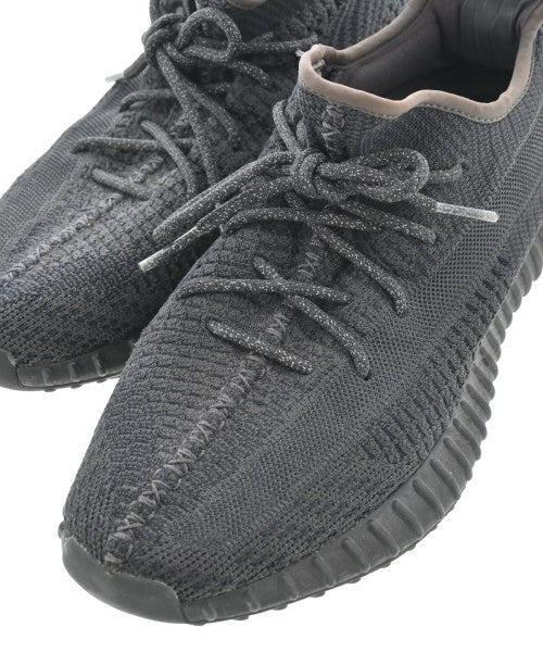 adidas รองเท้าผ้าใบ