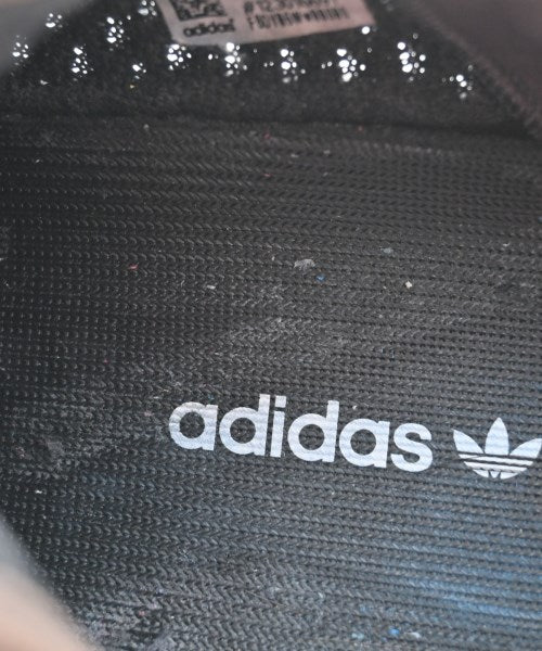 adidas รองเท้าผ้าใบ