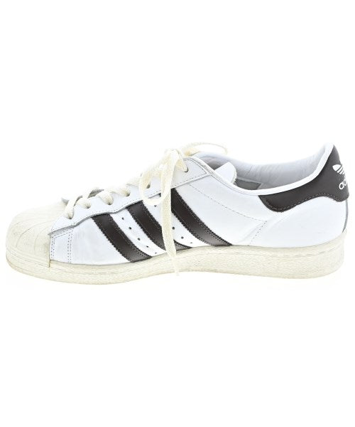 adidas รองเท้าผ้าใบ