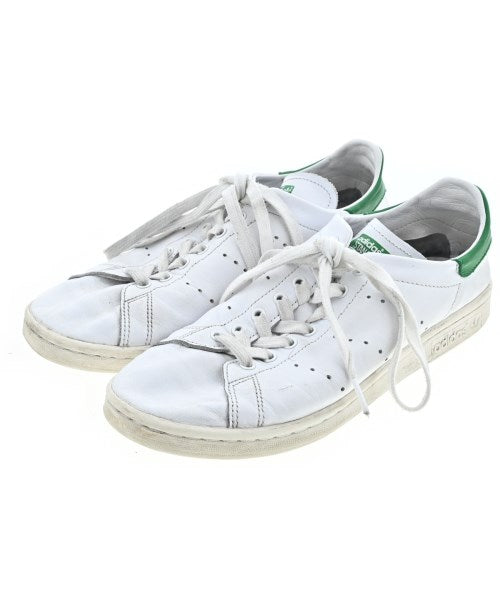 adidas รองเท้าผ้าใบ
