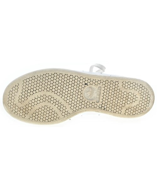 adidas รองเท้าผ้าใบ