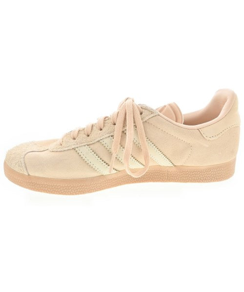 adidas รองเท้าผ้าใบ