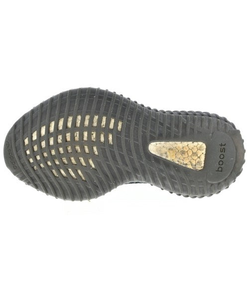 adidas รองเท้าผ้าใบ