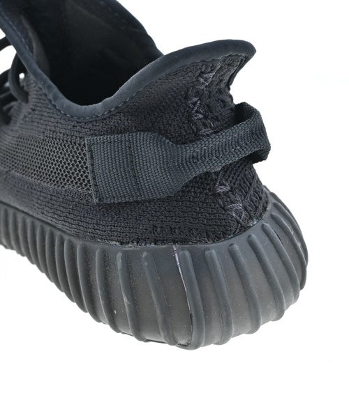 adidas รองเท้าผ้าใบ