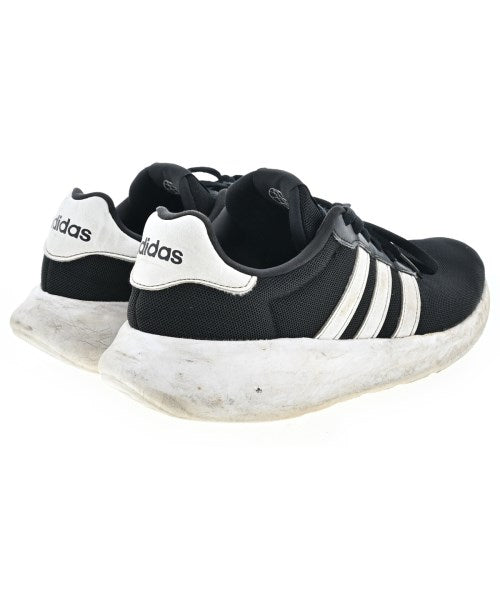 adidas รองเท้าผ้าใบ