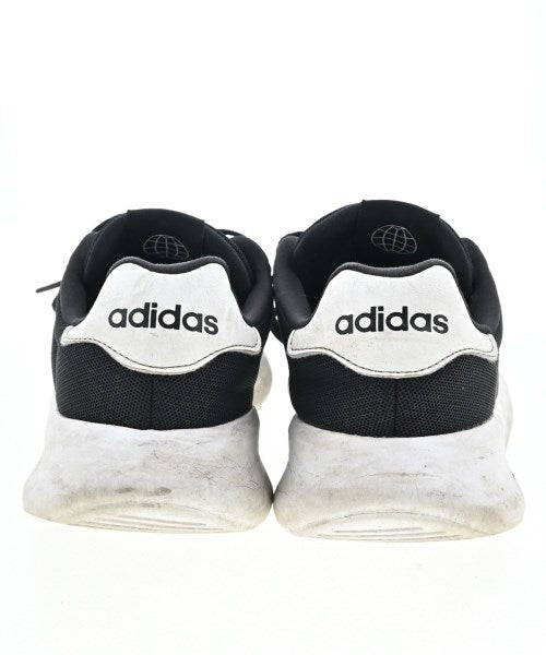 adidas รองเท้าผ้าใบ