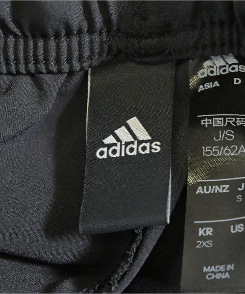 adidas กางเกงขาสั้น