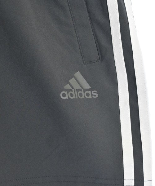 adidas กางเกงขาสั้น