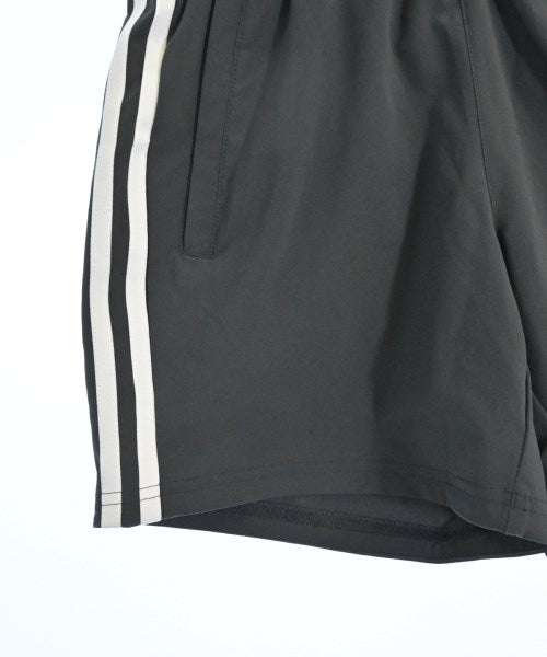 adidas กางเกงขาสั้น