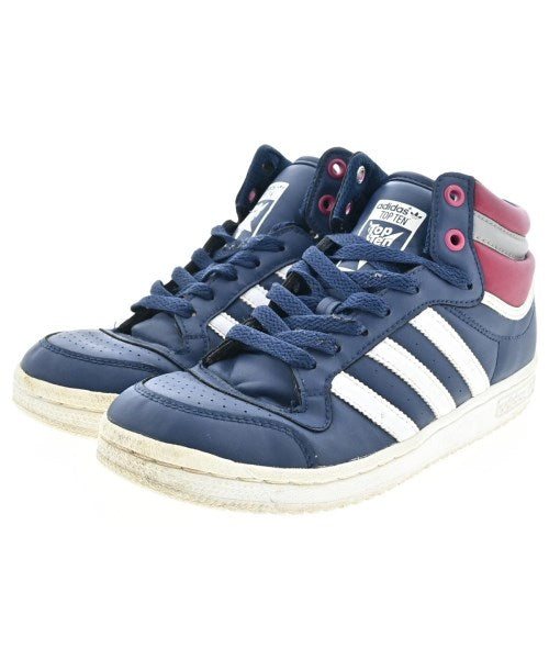 adidas รองเท้าผ้าใบ