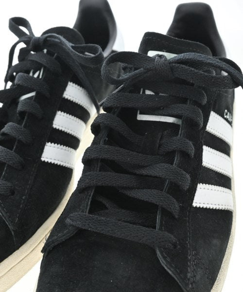 adidas รองเท้าผ้าใบ