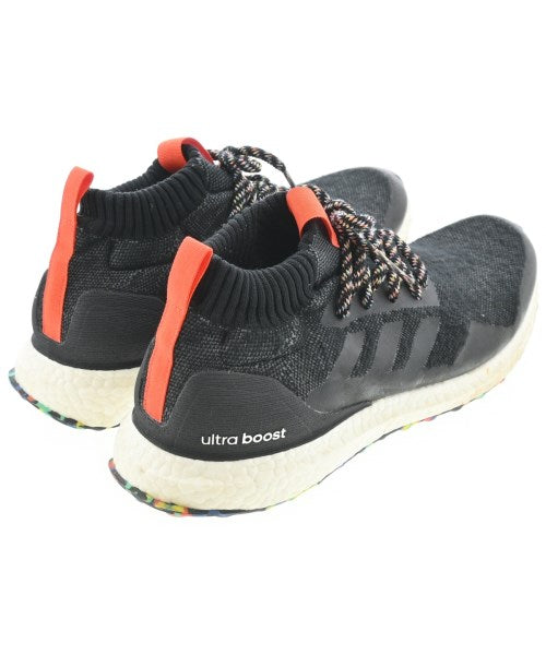 adidas รองเท้าผ้าใบ