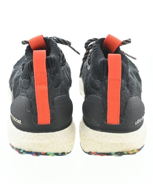 adidas รองเท้าผ้าใบ