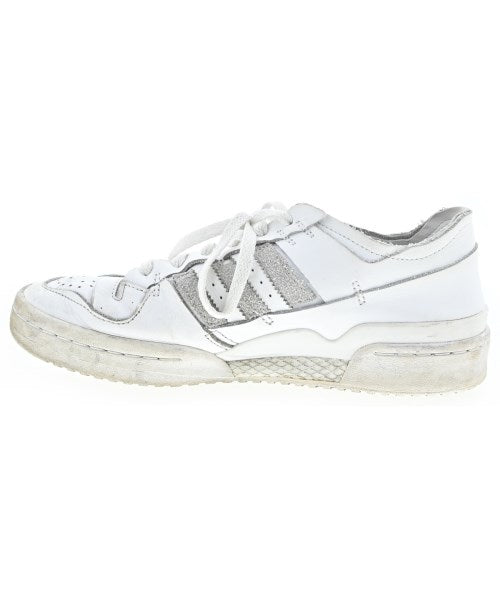 adidas รองเท้าผ้าใบ