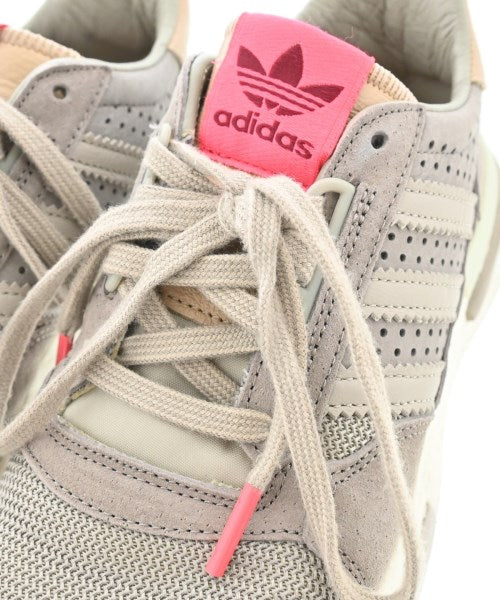 adidas รองเท้าผ้าใบ