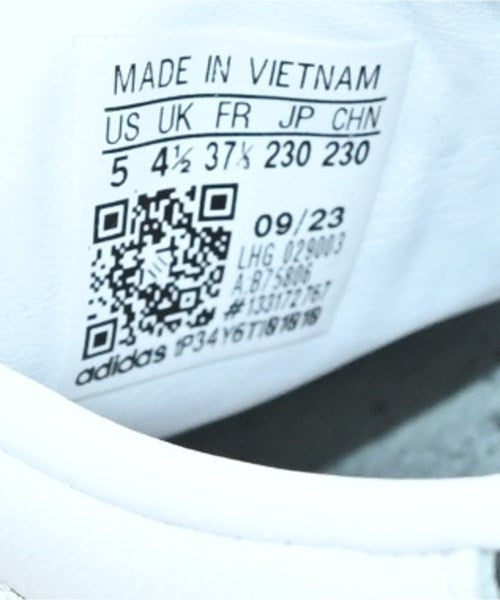 adidas รองเท้าผ้าใบ