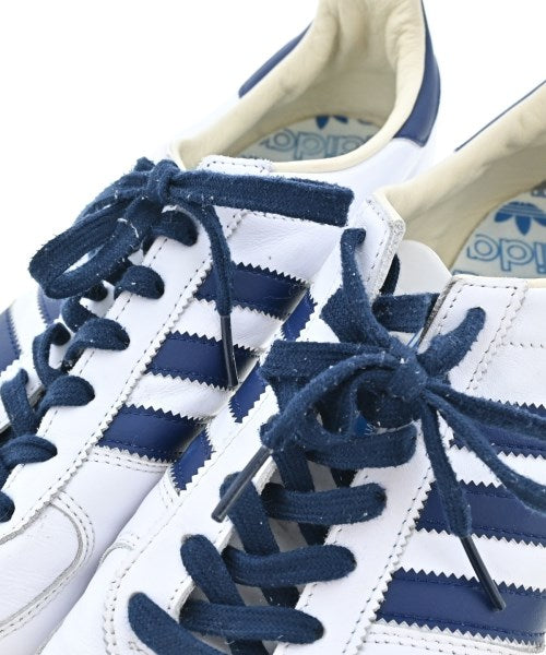 adidas รองเท้าผ้าใบ